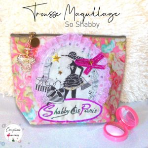Grande trousse maquillage rose style shabby chic paris avec perles et froufrou